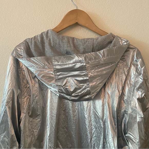 Tommy Hilfiger Silver Windbreaker Hooded Jacket - Picture 6 of 11